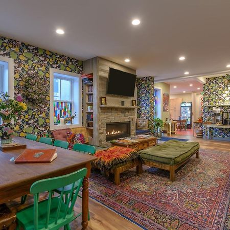 Black Elephant Hostel Portland Luaran gambar