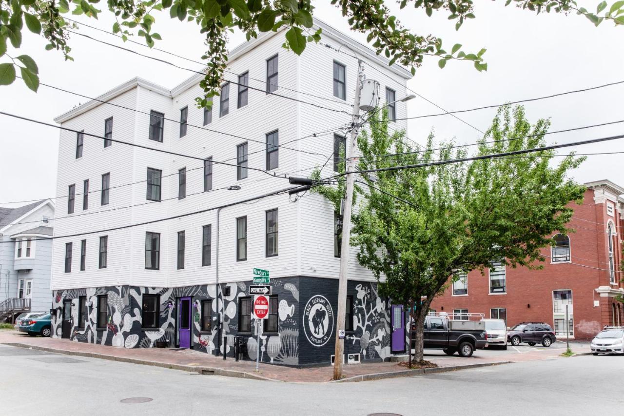 Black Elephant Hostel Portland Luaran gambar